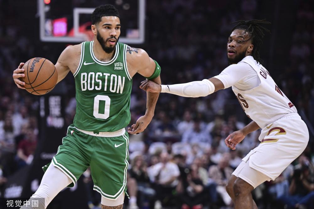 友在场上的 友在场上的